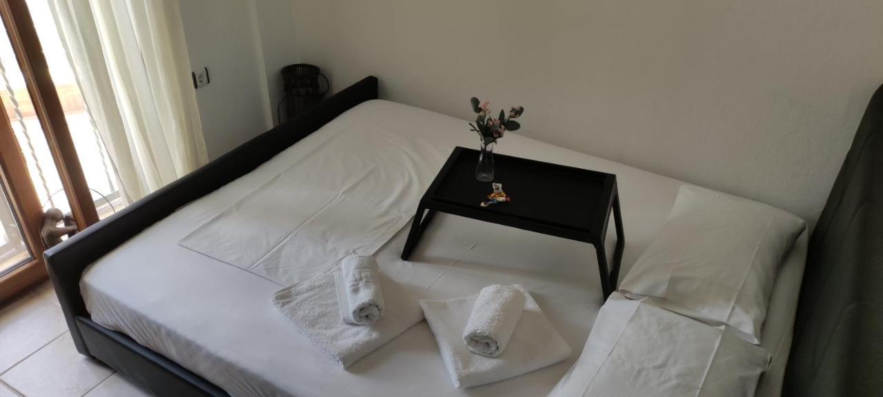 Maria'S Luxury Apartment Kassandria Buitenkant foto