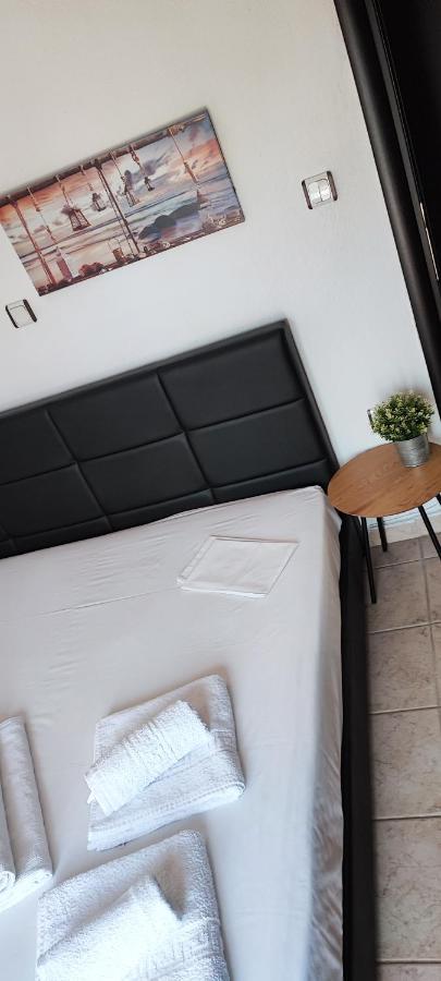 Maria'S Luxury Apartment Kassandria Buitenkant foto
